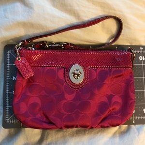 Coach wristlet hot pink and snake skin